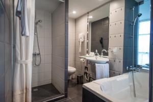 Koupelna v ubytování Hotel Burgas
