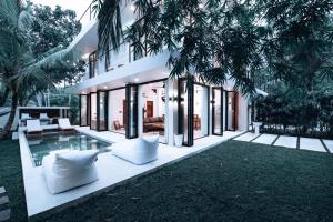 Bazén v ubytování Terra Villas nebo v jeho okolí