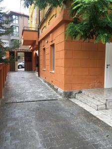 The building in which Az apartmant is located