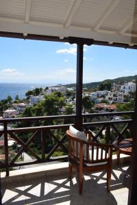 Gallery image of Elpida Apartments in Votsi