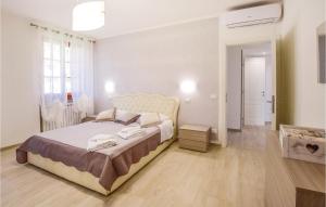 A bed or beds in a room at Villa Cristina