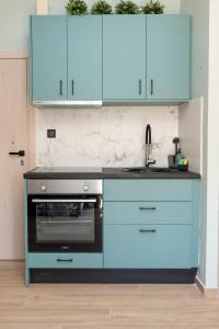 A kitchen or kitchenette at Studio 71!Charming flat in Chania