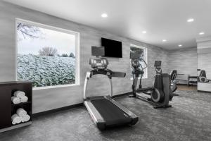 Fitness centrum a/nebo fitness zařízení v ubytování Fairfield Inn Kennewick + 4 fotografie