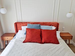 Łóżko lub łóżka w pokoju w obiekcie Apartament Lublin Centrum "Angora Cat"