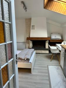 Postel nebo postele na pokoji v ubytování studio 21m2 équipé et meublé centre ville Massy