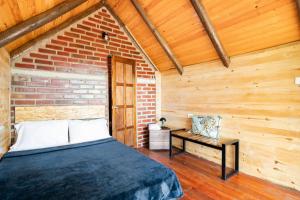 Postel nebo postele na pokoji v ubytování Hostal Ana