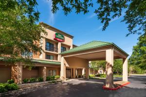 a rendering of a hotel building with a parking lot at Courtyard Lafayette Airport in Lafayette