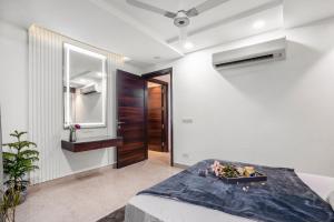 Φωτογραφία από το άλμπουμ του Homlee-Pentagon 5 BHK luxurious-Lift-Parking-Saket στο Νέο Δελχί +50 φωτογραφίες