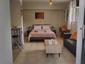 A bed or beds in a room at Casa memories