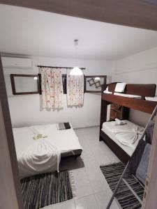 Posteľ alebo postele v izbe v ubytovaní Orange_Blue_Aparment №1