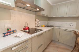 Köök või kööginurk majutusasutuses Casa Fara - Plesio by LoveComo