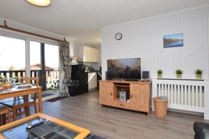 Μια τηλεόραση ή/και κέντρο ψυχαγωγίας στο Holy Loch Lodge