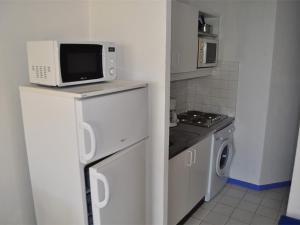 Kjøkken eller kjøkkenkrok på Appartement Port Barcarès, 2 pièces, 5 personnes - FR-1-431-150