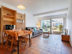 Fotografia z galérie ubytovania Appartement 2 pièces avec terrasse - 100m Thalasso, 300m Grande Plage - 4 pers, Animal admis - FR-1-477-209 v destinácii Carnac