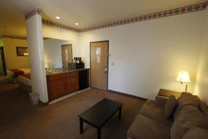 Posezení v ubytování Ramada by Wyndham Williams/Grand Canyon Area