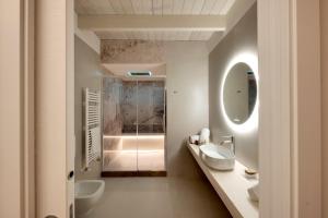 A bathroom at Dimora San Giuseppe