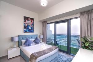 Fotografie z fotogalerie ubytování ALH Vacay - Amazing 2 Bedrooms in Merano Tower v Dubaji