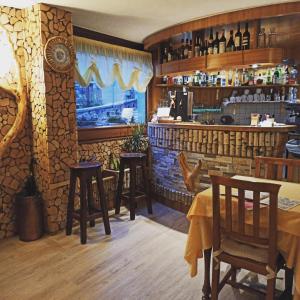 Lounge nebo bar v ubytování Hotel Marguareis
