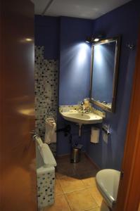 A bathroom at La Alquería