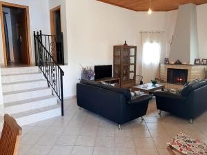 A seating area at Vasiliki's House Zacharo , 27054 , Ilias