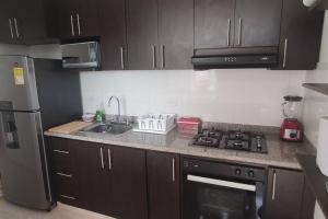 Imagen de la galería de VP01 Apto Valledupar, buena vista, cómodo, tranquilo, perfecto para trabajar o estar en familia!, en Valledupar