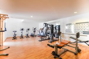 The fitness centre and/or fitness facilities at ElRincónDeSara