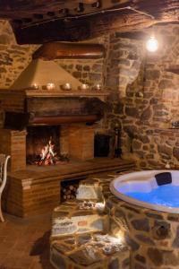Kép San Lazzo Luxury Room - ROOM & PERSONAL SPA szállásáról Castiglion Fiorentinóban a galériában