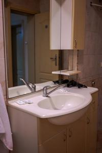 A bathroom at ApartmentDanny