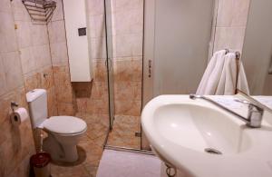 A bathroom at ApartmentDanny