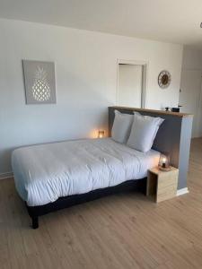 Fotografia z galérie ubytovania Le Niel - Spacieux - WIFI - Parking gratuit 19h-7h v destinácii Clermont-Ferrand