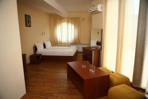 Fotografie z fotogalerie ubytování Hotel Queen v destinaci Aydemir