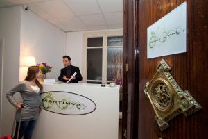 Hostia v ubytovaní Hostal Martinval