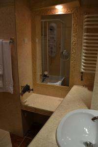 Łazienka w obiekcie Hotel Bristol
