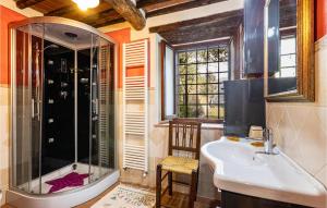 Zdjęcie z galerii obiektu 3 Bedroom Cozy Home In Sorana w mieście Aramo