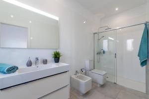 Koupelna v ubytování Villa Malvasia by Villa Plus + 12 fotografií