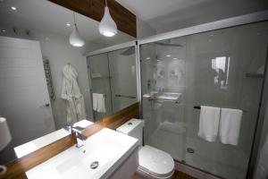 Um banheiro em Hotel Art Santander