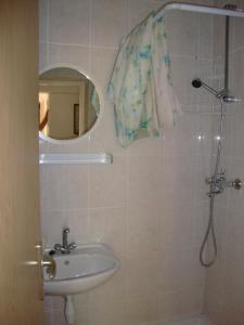 Koupelna v ubytování Apartments Boljat