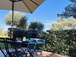Zdjęcie z galerii obiektu Vacances à Lumio : Appartement 4 Couchages, Terrasse, Parking Privé, à 1km de la Plage - FR-1-63-325 w mieście Lumio