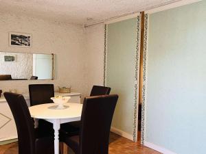 Zdjęcie z galerii obiektu Vacances à Lumio : Appartement 4 Couchages, Terrasse, Parking Privé, à 1km de la Plage - FR-1-63-325 w mieście Lumio