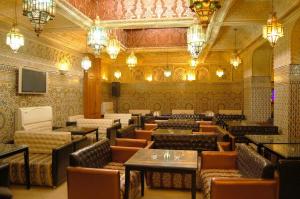 En restaurant eller et andet spisested på Hotel Mounia