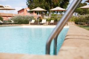 The swimming pool at or close to Agriturismo Piani Della Marina