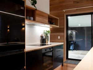 A kitchen or kitchenette at Riverstone