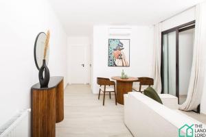 Χώρος καθιστικού στο E24 Grand Luxe tout équipé et central