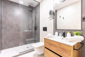 Kúpeľňa v ubytovaní Expoholidays- Apartaments Paseo Marítimo