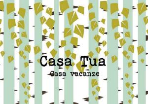 eine Gruppe von Bäumen mit den Worten casa tucci cassa vaccine in der Unterkunft CASA TUA in Ivrea