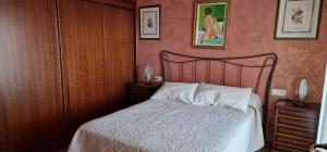 Posteľ alebo postele v izbe v ubytovaní VILLA EN DENIA CON VISTAS AL MEDITERRANEO