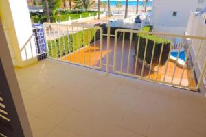 Basen w obiekcie Luxury villa 20mts far from the sea lub w pobliżu