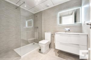 Kúpeľňa v ubytovaní Apartamento Isea 153 - Grupo Turis