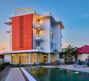 Zone Connect by The Park Port Blair内部或周边的泳池