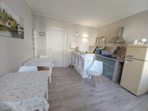 Dapur atau dapur kecil di Reggiolacittàinvisibile B&B +51 gambar